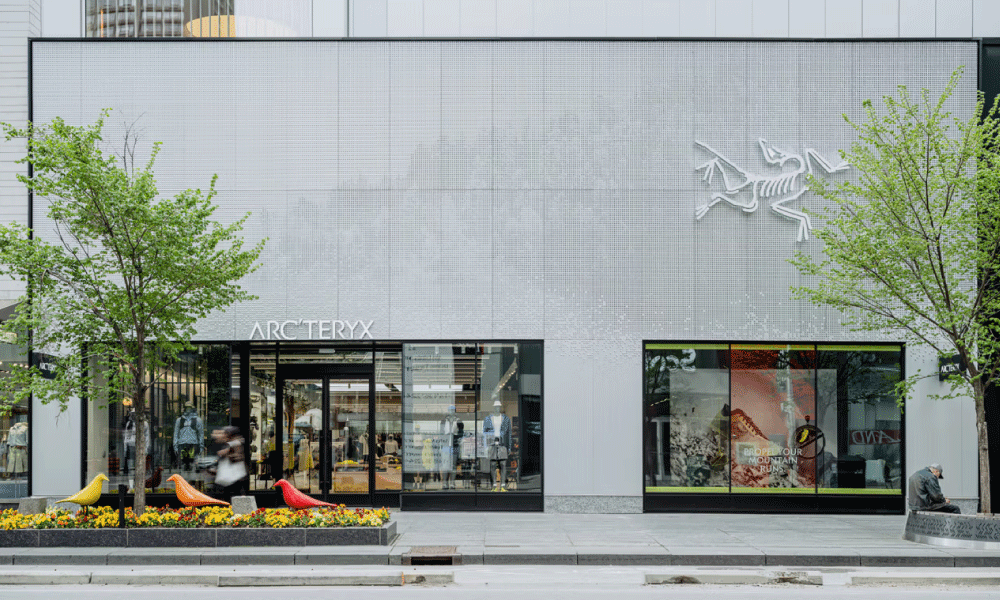 Arc’teryx poszedł w ślady marki Patagonia. Otworzył centrum napraw odzieży